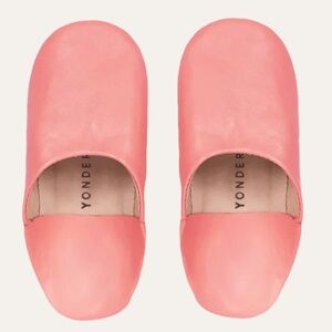 Junior Leather Babouche Slippers in Clay Pink